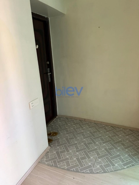 Satış 1 otaqlı Köhnə Tikili bina evi  40m², Bakı