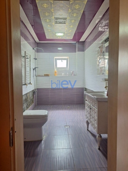 Satış 6 otaqlı Həyət evi  240m², Bakı