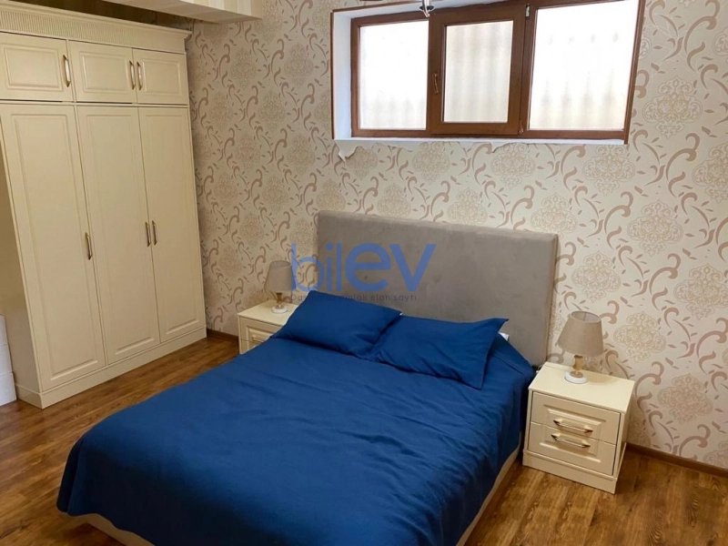 Satış 3 otaqlı Yeni Tikili bina evi  131m², Bakı