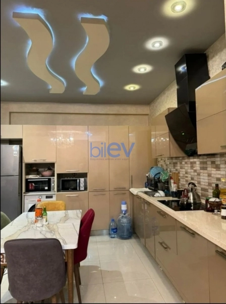 Aylıq Kirayə 2 otaqlı Yeni Tikili bina evi  61m², Bakı