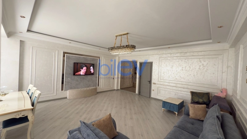 Satış 3 otaqlı Yeni Tikili bina evi  132m², Bakı