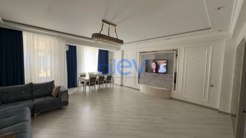 Satış 3 otaqlı Yeni Tikili bina evi  132m², Bakı