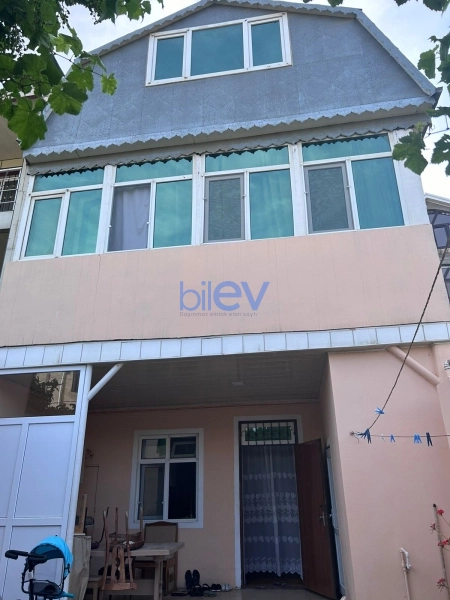 Satış 6 otaqlı Həyət evi  140m², Bakı