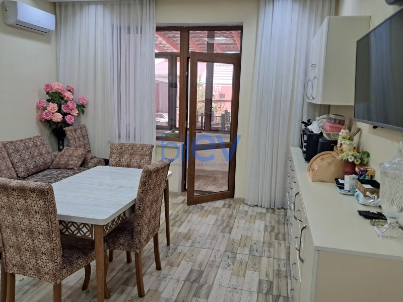 Satış 4 otaqlı Həyət evi  200m², Bakı