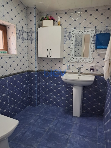 Satış 4 otaqlı Həyət evi  200m², Bakı