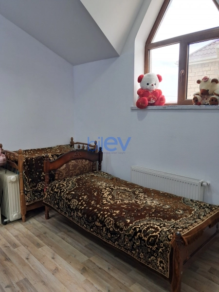 Satış 4 otaqlı Həyət evi  200m², Bakı