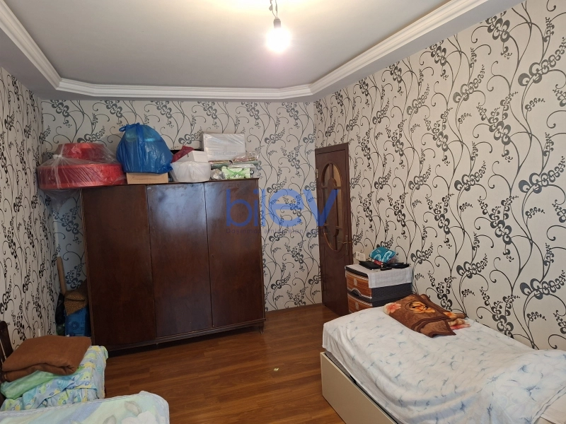 Satış 3 otaqlı Köhnə Tikili bina evi  80m², Bakı
