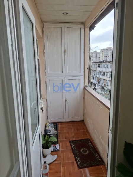 Satış 3 otaqlı Köhnə Tikili bina evi  80m², Bakı