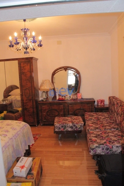 Satış 17 otaqlı Villa  700m², Göygöl