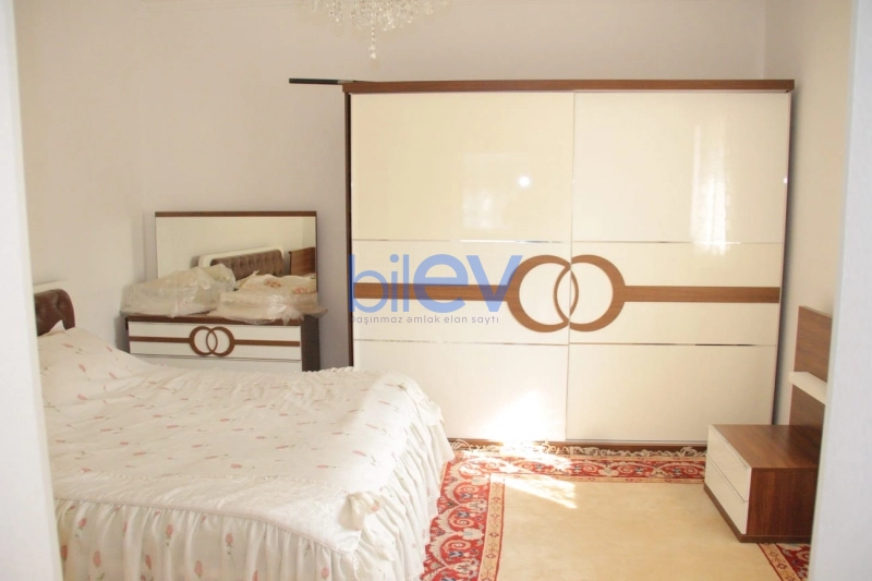 Satış 17 otaqlı Villa  700m², Göygöl