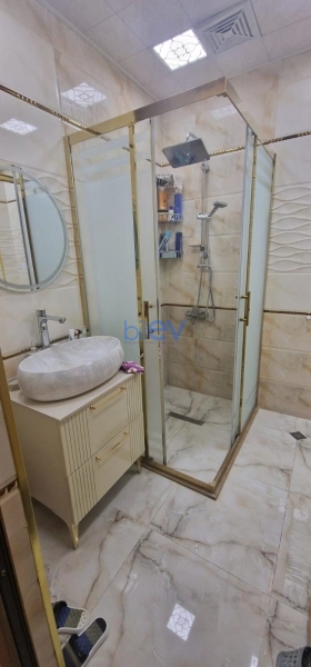 Satış 4 otaqlı Köhnə Tikili bina evi  100m², Bakı