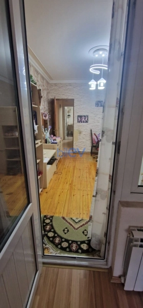 Satış 4 otaqlı Köhnə Tikili bina evi  100m², Bakı