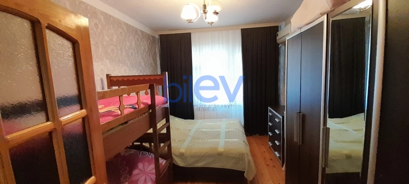 Satış 2 otaqlı Köhnə Tikili bina evi  60m², Bakı