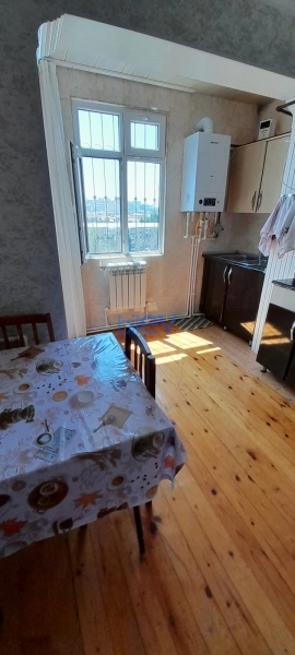 Satış 2 otaqlı Köhnə Tikili bina evi  60m², Bakı