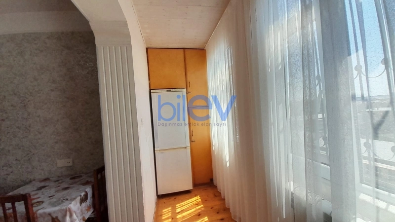 Satış 2 otaqlı Köhnə Tikili bina evi  60m², Bakı