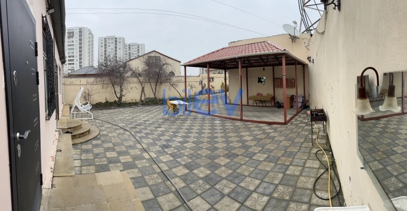 Satış 8 otaqlı Həyət evi  500m², Bakı