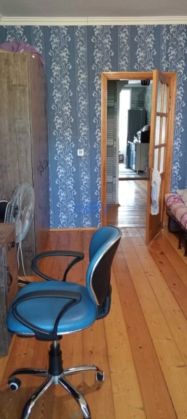 Satış 3 otaqlı Köhnə Tikili bina evi  100m², Bakı