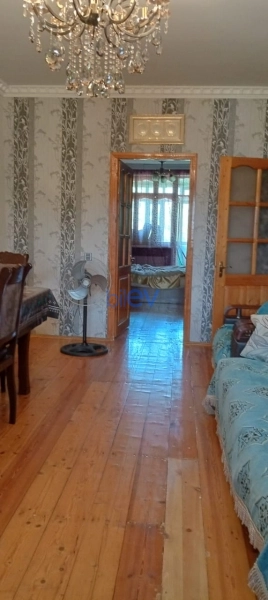 Satış 3 otaqlı Köhnə Tikili bina evi  100m², Bakı