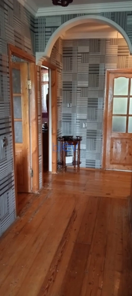 Satış 3 otaqlı Köhnə Tikili bina evi  100m², Bakı