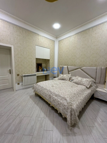 Satış 4 otaqlı Həyət evi  170m², Bakı