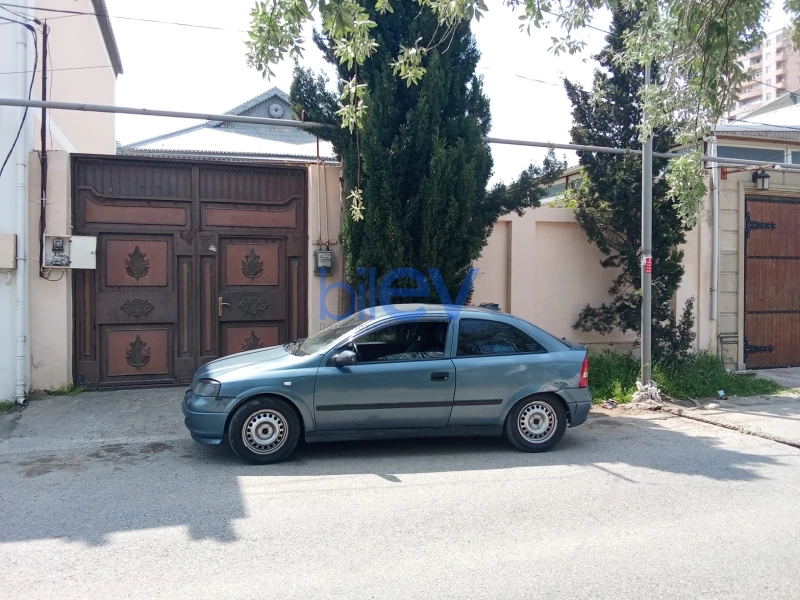 Satış 4 otaqlı Həyət evi  200m², Bakı