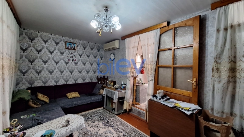 Satış 2 otaqlı Köhnə Tikili bina evi  38m², Bakı