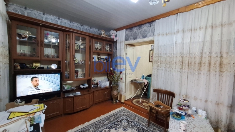 Satış 2 otaqlı Köhnə Tikili bina evi  38m², Bakı