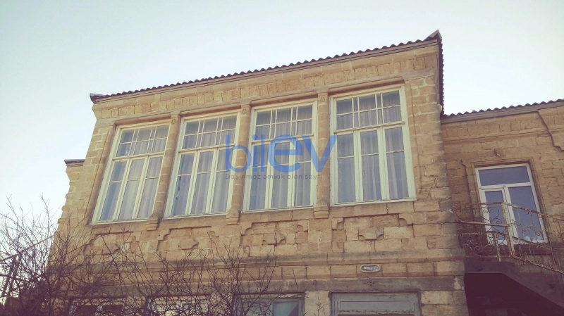 Satış 12 otaqlı Həyət evi  310m², Bakı