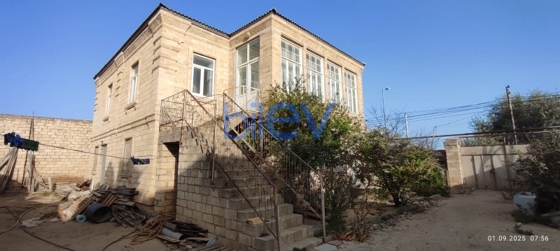 Satış 12 otaqlı Həyət evi  310m², Bakı