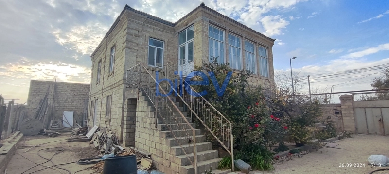 Satış 12 otaqlı Həyət evi  310m², Bakı