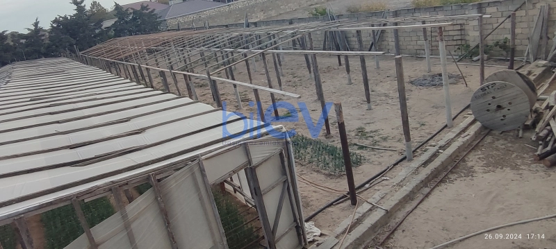 Satış 12 otaqlı Həyət evi  310m², Bakı