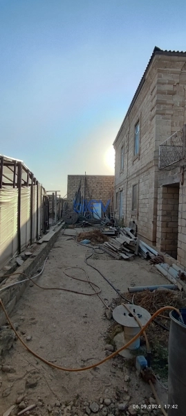 Satış 12 otaqlı Həyət evi  310m², Bakı