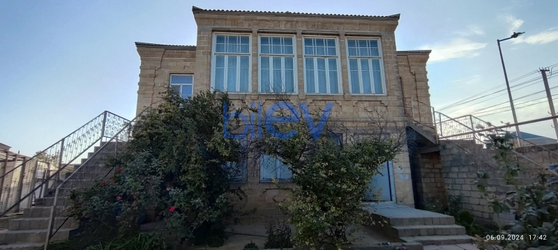 Satış 12 otaqlı Həyət evi  310m², Bakı