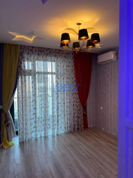 Satış 3 otaqlı Yeni Tikili bina evi  107m², Bakı