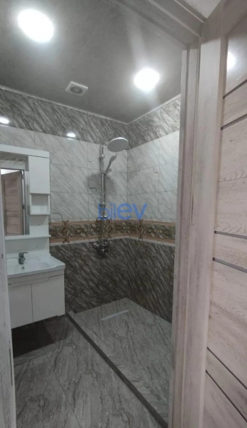 Aylıq Kirayə 2 otaqlı Yeni Tikili bina evi  61m², Bakı