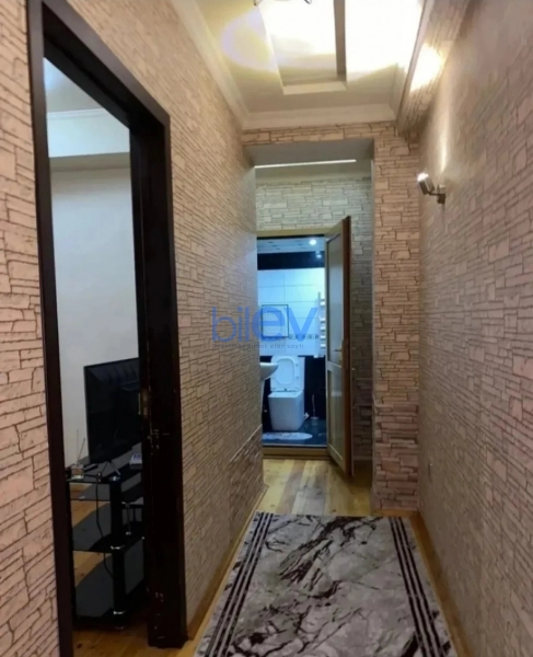 Aylıq Kirayə 2 otaqlı Köhnə Tikili bina evi  58m², Bakı