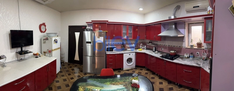 Satış 8 otaqlı Həyət evi  230m², Bakı