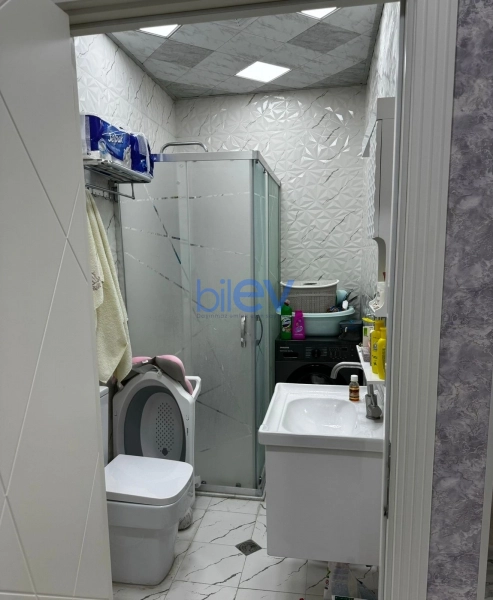 Satış 8 otaqlı Həyət evi  230m², Bakı