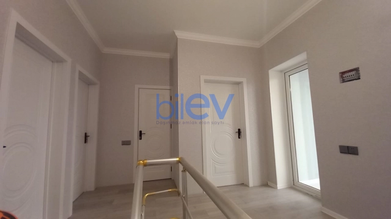 Satış 4 otaqlı Həyət evi  220m², Bakı