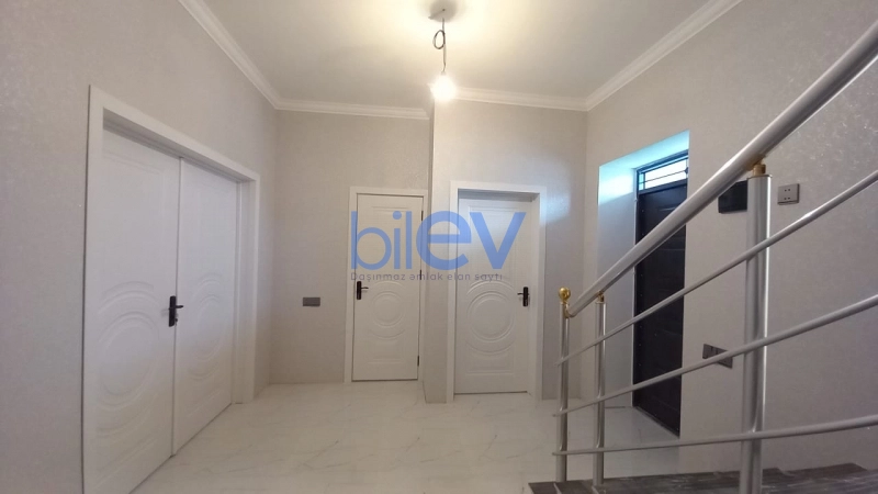 Satış 4 otaqlı Həyət evi  220m², Bakı
