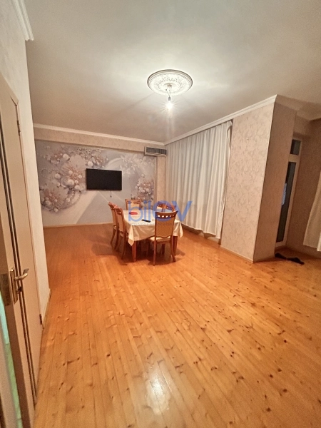 Satış 5 otaqlı Yeni Tikili bina evi  135m², Bakı
