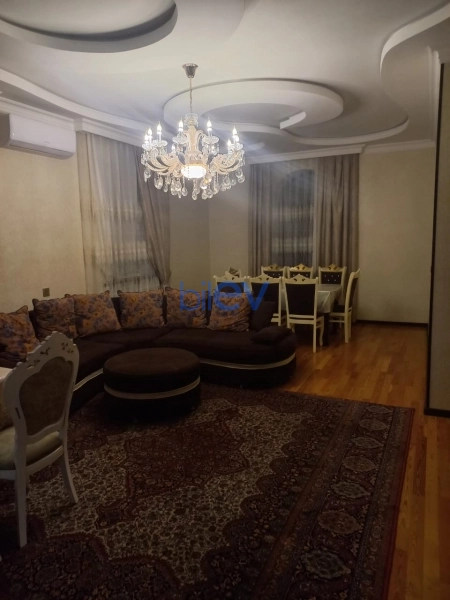 Satış 5 otaqlı Həyət evi  200m², Bakı