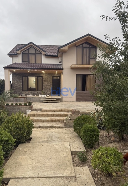 Satış 7 otaqlı Həyət evi  500m², Bakı
