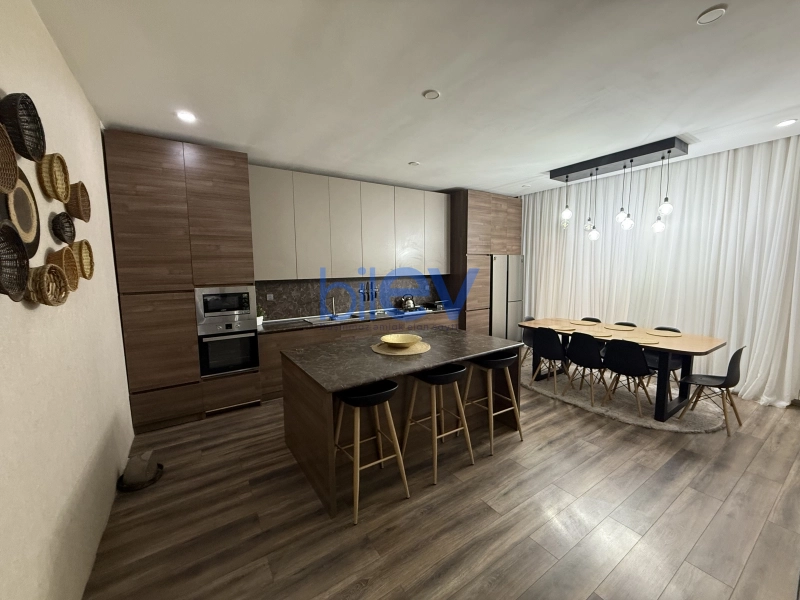 Satış 7 otaqlı Həyət evi  500m², Bakı