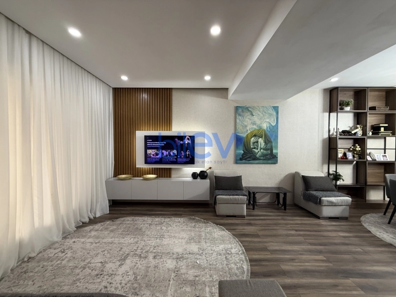 Satış 7 otaqlı Həyət evi  500m², Bakı