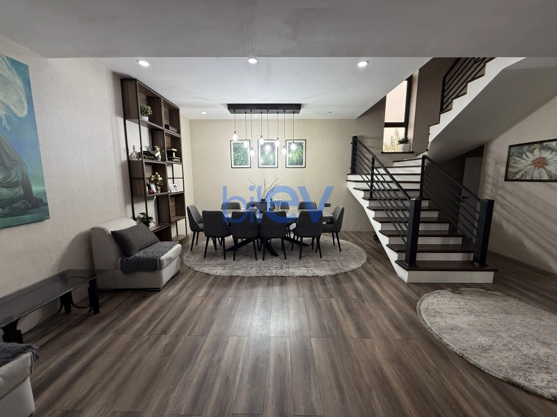 Satış 7 otaqlı Həyət evi  500m², Bakı