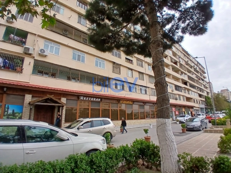 Satış 5 otaqlı Köhnə Tikili bina evi  120m², Bakı