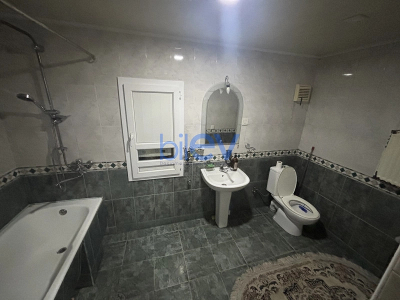 Satış 7 otaqlı Həyət evi  300m², Sumqayıt