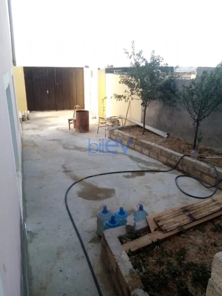 Satış 7 otaqlı Həyət evi  180m², Bakı