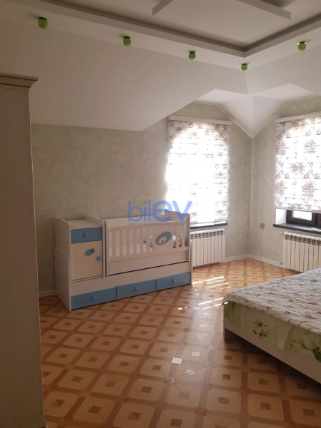 Satış 5 otaqlı Həyət evi  270m², Bakı
